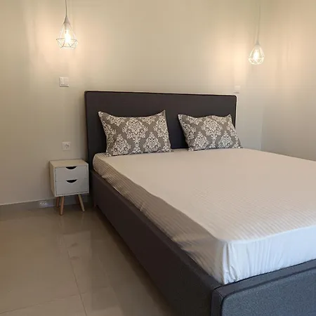 Orza Apartment *