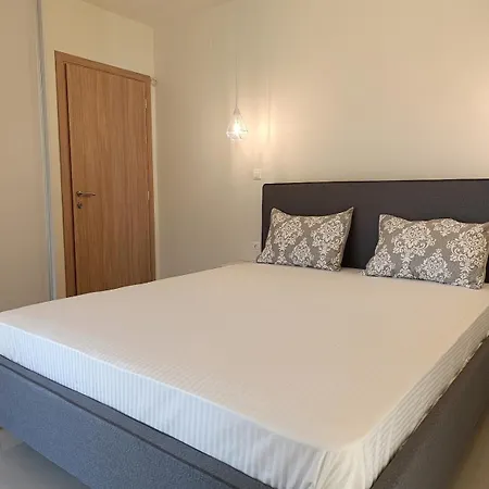 Orza Apartment